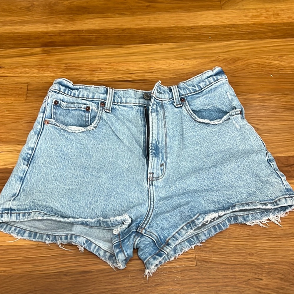 Abercrombie and Fitch Jean Mom Shorts High Rise